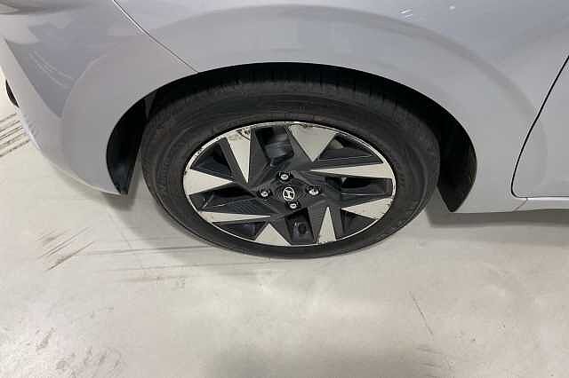 Hyundai i10 1.0 Advance 5dr Auto