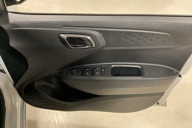 Hyundai i10 1.0 Advance 5dr Auto