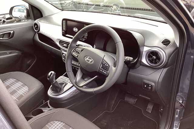 Hyundai i10 1.0 [63] Premium 5dr Auto [Nav]