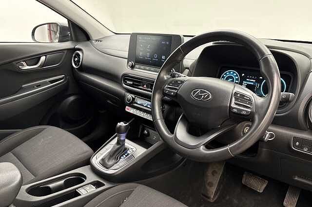 Hyundai KONA 1.6 GDi Hybrid SE Connect 5dr DCT Black
