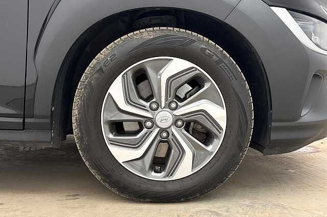 Hyundai KONA 1.6 GDi Hybrid SE Connect 5dr DCT Black
