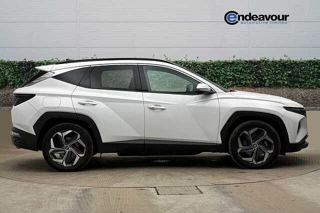 Hyundai TUCSON 1.6 TGDi Plug-in Hybrid Ultimate 5dr 4WD Auto White