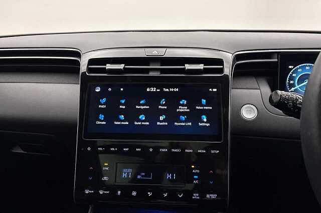 Hyundai TUCSON 1.6 TGDi Plug-in Hybrid Ultimate 5dr 4WD Auto White