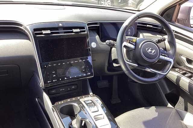 Hyundai TUCSON 1.6 TGDi Plug-in Hybrid Ultimate 5dr 4WD Auto White