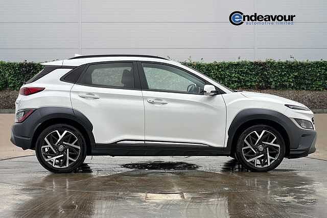 Hyundai KONA 1.6 GDi Hybrid Premium 5dr DCT White