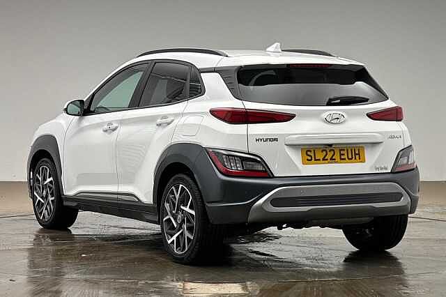 Hyundai KONA 1.6 GDi Hybrid Premium 5dr DCT White