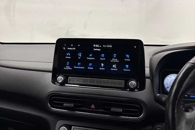 Hyundai KONA 150kW Premium 64kWh 5dr Auto White