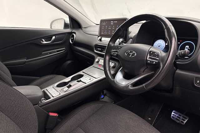 Hyundai KONA 150kW Premium 64kWh 5dr Auto White