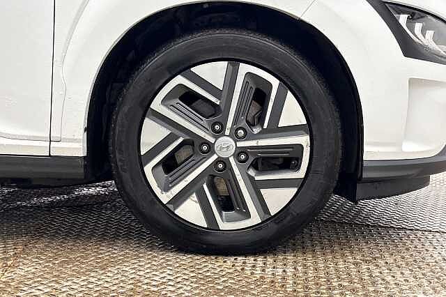 Hyundai KONA 150kW Premium 64kWh 5dr Auto White