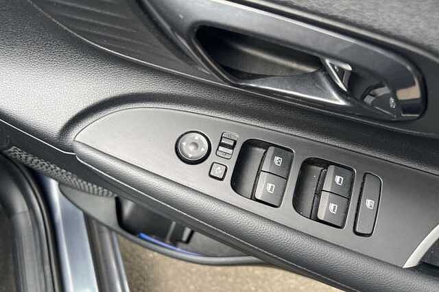Hyundai i20 5 Dr 1.0 T-GDi 100ps Premium 48 Volt Hybrid