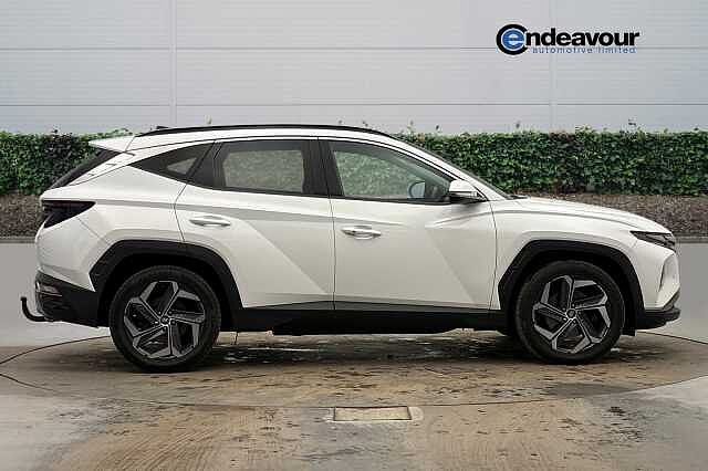 Hyundai TUCSON 1.6 TGDi Hybrid 230 Ultimate 5dr 2WD Auto White
