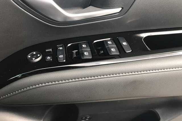Hyundai TUCSON 1.6 T-GDi (230ps) Premium Hybrid Black