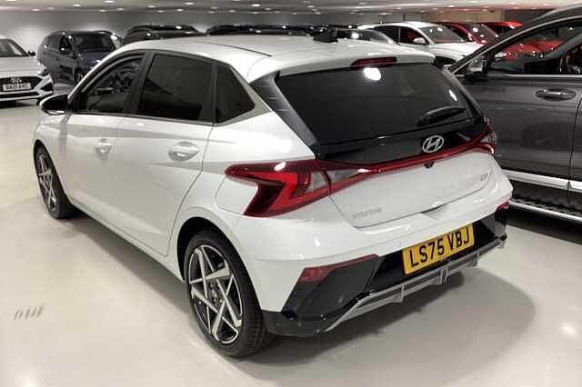 Hyundai I20 1.0T GDi Premium 5dr DCT Hatchback White