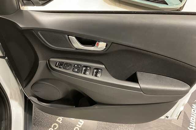 Hyundai KONA 1.6 GDi Hybrid Premium 5dr DCT