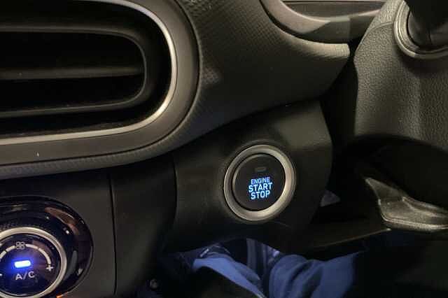 Hyundai KONA 1.6 GDi Hybrid Premium 5dr DCT