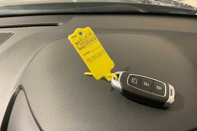 Hyundai KONA 1.6 GDi Hybrid Premium 5dr DCT