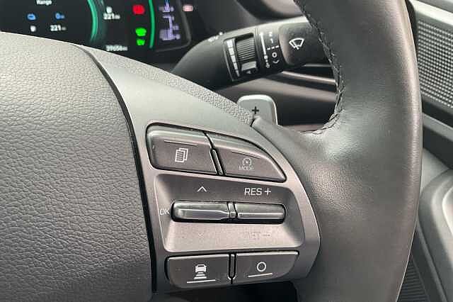 Hyundai IONIQ 1.6 GDi Plug-in Hybrid Premium 5dr DCT