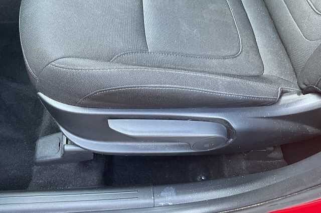 Hyundai TUCSON 1.6 TGDi 48V MHD SE Connect 5dr 2WD DCT