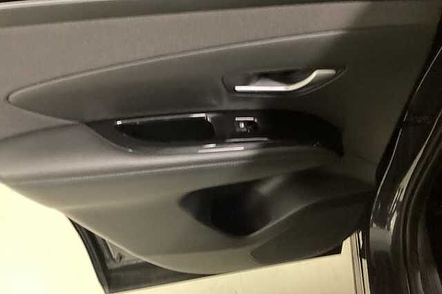 Hyundai TUCSON 1.6 TGDi Hybrid 230 SE Connect 5dr 2WD Auto