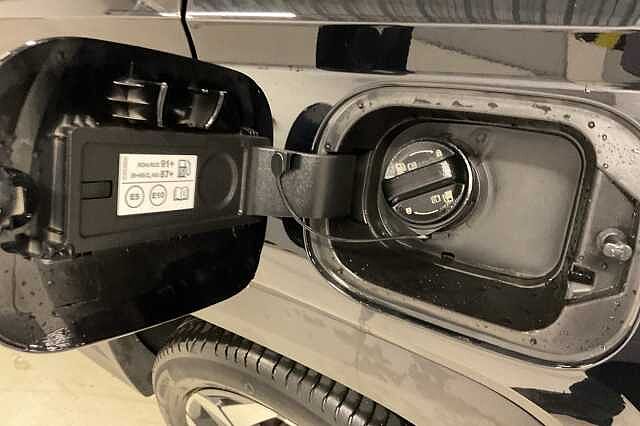 Hyundai TUCSON 1.6 T-GDi (230ps) Premium Hybrid Black