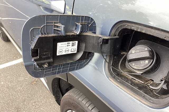Hyundai SANTA FE 1.6 TGDi Hybrid Ultimate 5dr Auto Blue