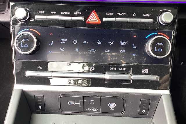 Hyundai SANTA FE 1.6 TGDi Hybrid Ultimate 5dr Auto Blue