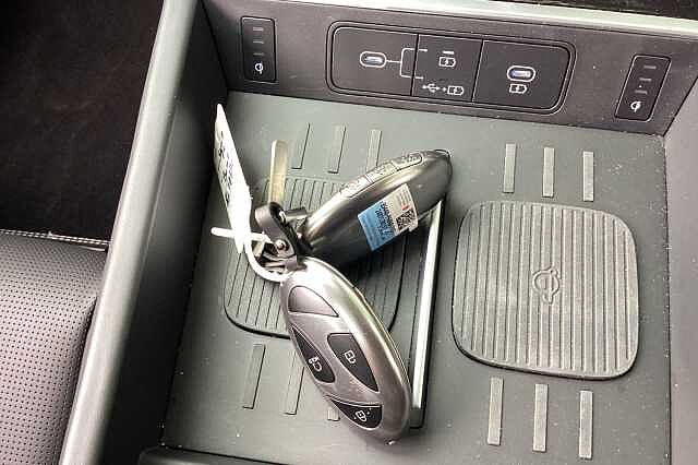 Hyundai SANTA FE 1.6 TGDi Hybrid Ultimate 5dr Auto Blue