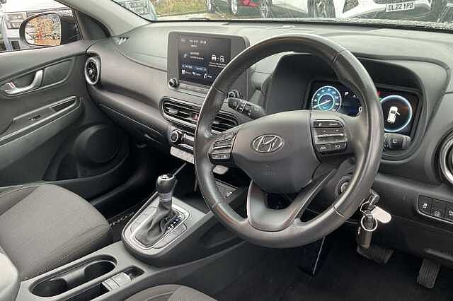 Hyundai KONA 1.6 GDi Hybrid SE Connect 5dr DCT Black