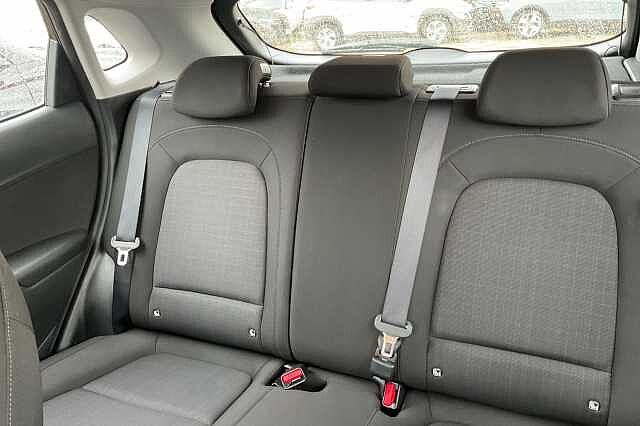 Hyundai KONA 1.6 GDi Hybrid SE Connect 5dr DCT Black