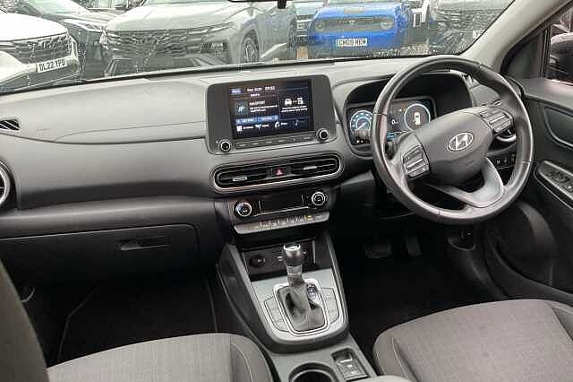 Hyundai KONA 1.6 GDi Hybrid SE Connect 5dr DCT Black
