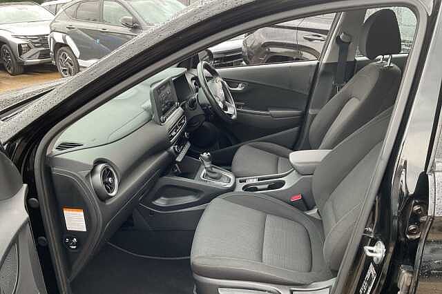 Hyundai KONA 1.6 GDi Hybrid SE Connect 5dr DCT Black