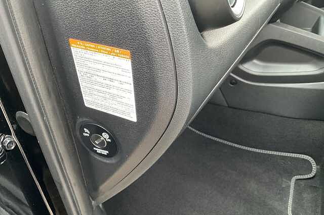 Hyundai KONA 1.6 GDi Hybrid SE Connect 5dr DCT Black