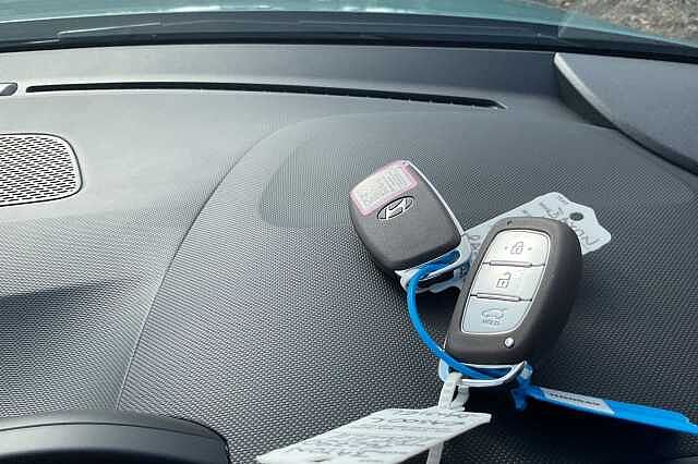 Hyundai BAYON 1.0 TGDi [90] Tech Line 5dr DCT Green