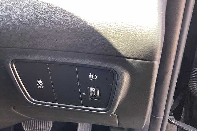 Hyundai TUCSON 1.6 TGDi 48V MHD SE Connect 5dr 2WD DCT Black