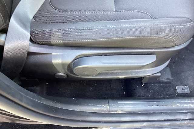 Hyundai TUCSON 1.6 TGDi 48V MHD SE Connect 5dr 2WD DCT Black