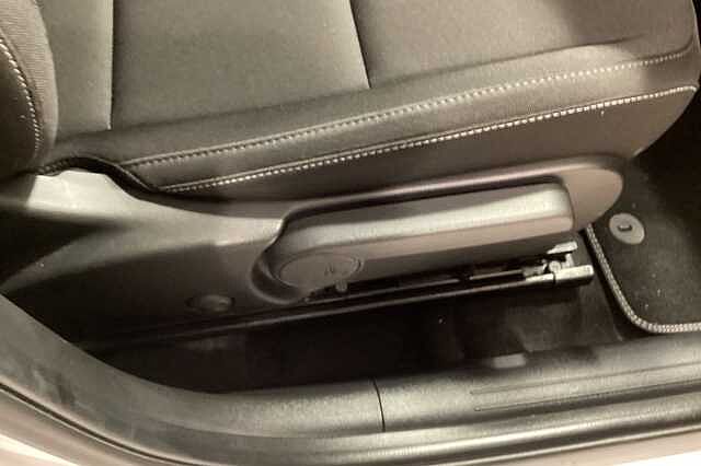 Hyundai KONA 160kW Advance 65kWh 5dr Auto