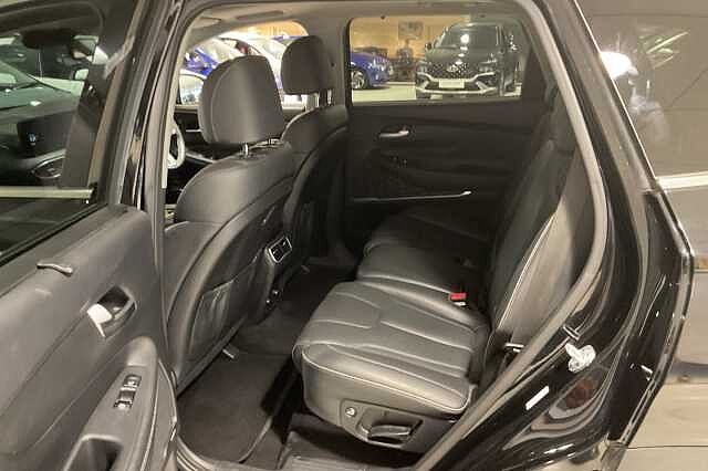 Hyundai SANTA FE 1.6 TGDi Plug-in Hybrid Ultimate 5dr 4WD Auto