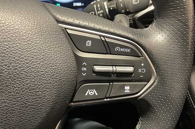 Hyundai SANTA FE 1.6 TGDi Plug-in Hybrid Ultimate 5dr 4WD Auto
