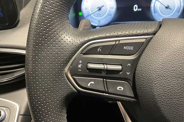 Hyundai SANTA FE 1.6 TGDi Plug-in Hybrid Ultimate 5dr 4WD Auto
