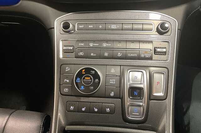 Hyundai SANTA FE 1.6 TGDi Plug-in Hybrid Ultimate 5dr 4WD Auto