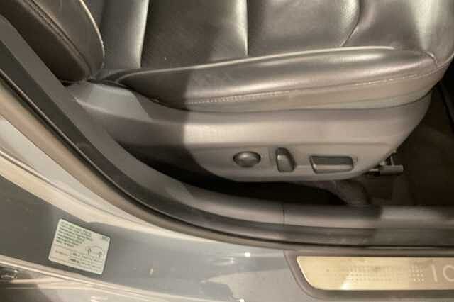 Hyundai IONIQ 100kW Premium SE 38kWh 5dr Auto