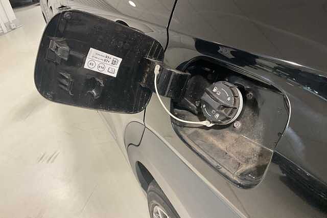Hyundai KONA 1.6 GDi Hybrid Premium 5dr DCT Black