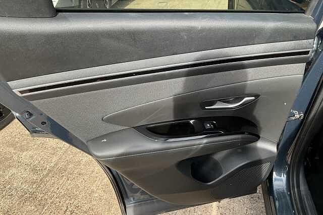Hyundai TUCSON 1.6 TGDi Hybrid 230 SE Connect 5dr 2WD Auto Blue