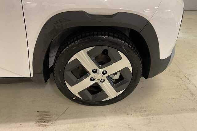 Hyundai INSTER 85kW 02 49kWh 5dr Auto White