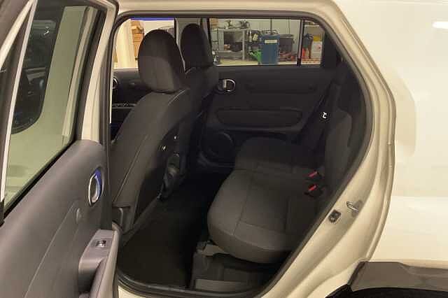 Hyundai INSTER 85kW 02 49kWh 5dr Auto White