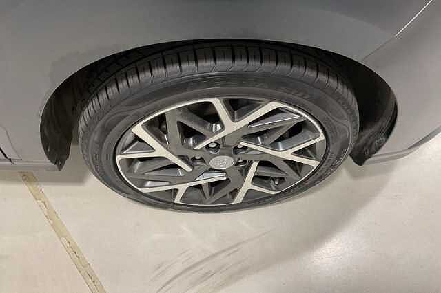 Hyundai KONA 1.6 GDi Hybrid Premium 5dr DCT