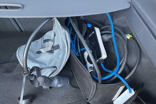 Hyundai IONIQ 100kW Premium SE 38kWh 5dr Auto