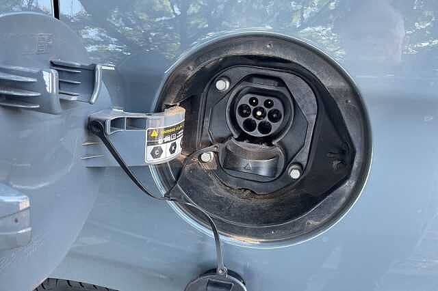 Hyundai IONIQ 100kW Premium SE 38kWh 5dr Auto