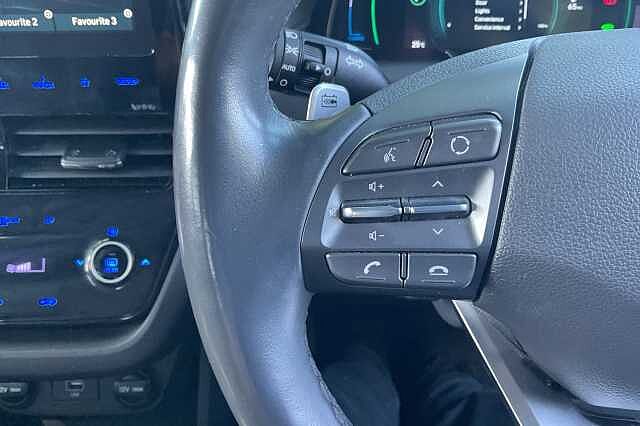 Hyundai IONIQ 100kW Premium SE 38kWh 5dr Auto