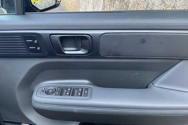 Hyundai SANTA FE 1.6 TGDi 288 PHEV Calligraphy 5dr 4WD Auto [6 St]